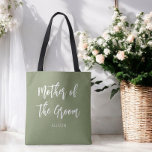 新郎の母セージグリーントートバッグ トートバッグ<br><div class="desc">馬丁の結婚トートバッグの母はセージ緑と白。Good for Bridesmaidギフトウェディング、ブライダルパーティ、バチュラーパーティ、リハーサルディナー。以下のコレクションでこのデザインを使用して他の製品をチェック。</div>