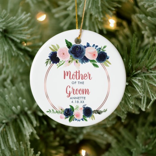 新郎の母ネイビーパーソナライズされた赤面バラ セラミックオーナメント (ツリー)