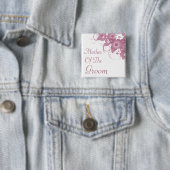 新郎の藤色の花束ボタンの母 缶バッジ (インサイチュ)