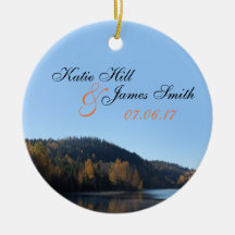 新郎新婦のクリスマスのオーナメント