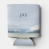 新郎新婦ラスティックマウンテンビーチ結婚式 缶クーラー (裏面)