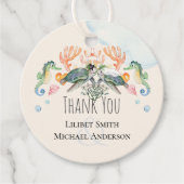 新郎新婦結婚のファボをフィーチャーしたウミガメ フェイバータグ (正面)