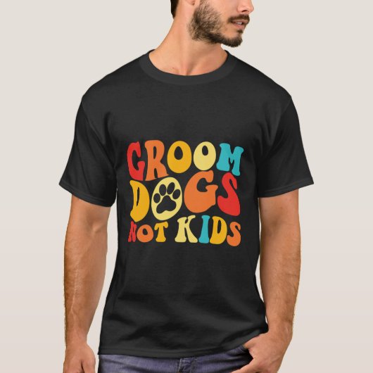 新郎犬ではない子供おもしろい犬かわいいミームGroovy Vi Tシャツ (正面)