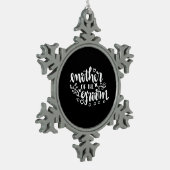 新郎結婚の贈り物のお母さん スノーフレークピューターオーナメント (左)