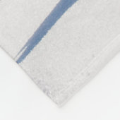 新雪に覆われた山の冬の木々 フリースブランケット (角)