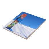 新雪のスノーボード、ブルースカイ タイル (側面)