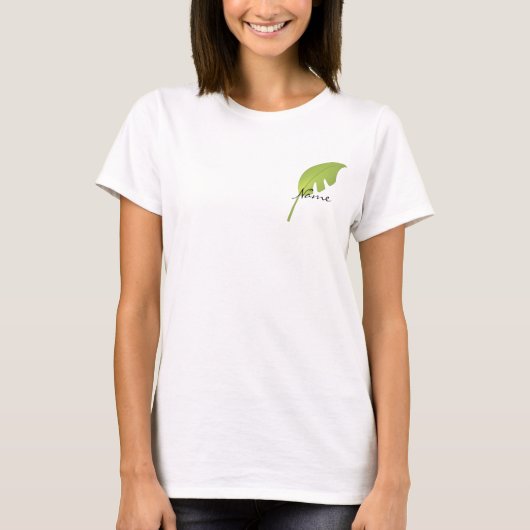 新鮮で緑の熱帯の葉 Tシャツ (正面)