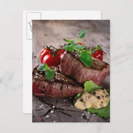 新鮮なハーブとトマトを添えたバーベキューステーキのグリル ポストカード (正面/裏面)