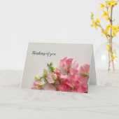 新鮮なピンクの甘いエンドウ カード (黄色い花)