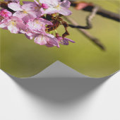 新鮮な桜の花オングリーン ラッピングペーパー (角)