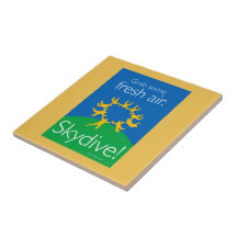 新鮮な空気をつかんで下さい。 Skydive!