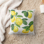 新鮮な素朴なレモンの水の色、田舎の白い木 クッション (ブランケット)