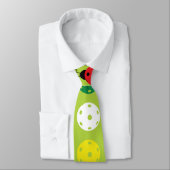 新鮮な緑色に漬け玉ラディバグと漬け玉 ネクタイ (タイ)