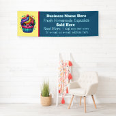 新鮮な自家製カップケーキのベンダー 横断幕 (インサイチュ)