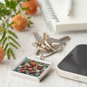新鮮に採れたイチゴと白い花 キーホルダー (側面)