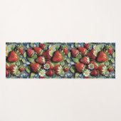 新鮮に採れたイチゴと白い花 ヨガマット (正面(横))