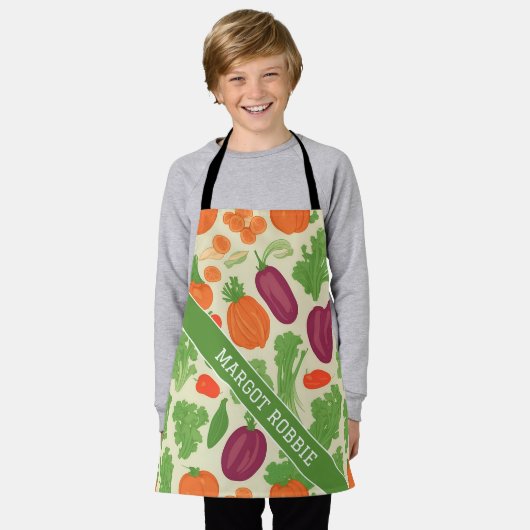 新鮮野菜フローラカラフル模様 エプロン (着用した状態)