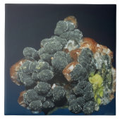 方解石のDescloizite タイル (正面)