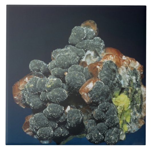 方解石のDescloizite タイル (正面)