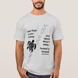 旅の神を信頼するTシャツの男 Tシャツ