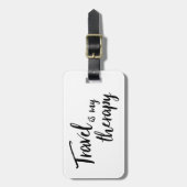 旅行は私のセラピーの荷物のラベルです ラゲッジタグ (正面縦)