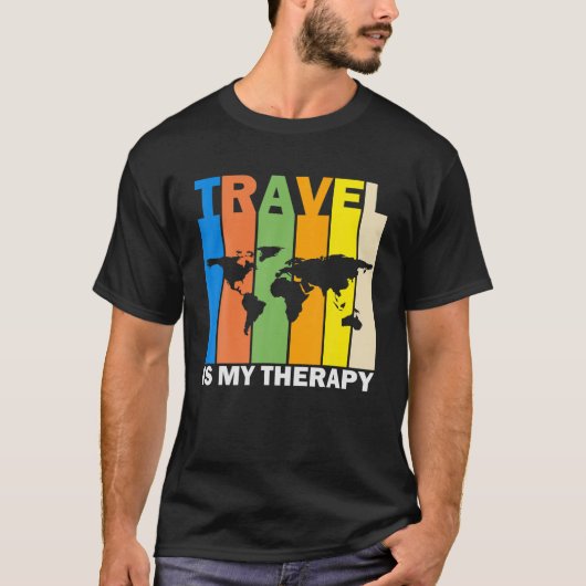 旅行は私のセラピー、おもしろい旅行 Tシャツ (正面)