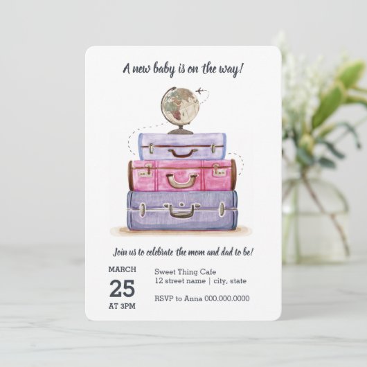 旅行テーマのベビーシャワーの紫色の招待状 招待状 (スタンド正面)