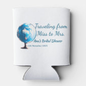 旅行中のブライズシャワー　名前　日付　ミスからミセスへ変更 缶クーラー (裏面)