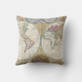 旅行者が少ない世界の探検家の道 クッション (裏面)