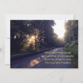 旅行者が少ない道はよりよい日待っています サンキューカード (正面)