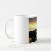 旅行者が少ない道 コーヒーマグカップ (左)