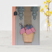 旗のバスケット – マーサのブドウ畑 カード (黄色い花)