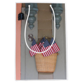 旗のバスケット – マーサのブドウ畑 ミディアムペーパーバッグ