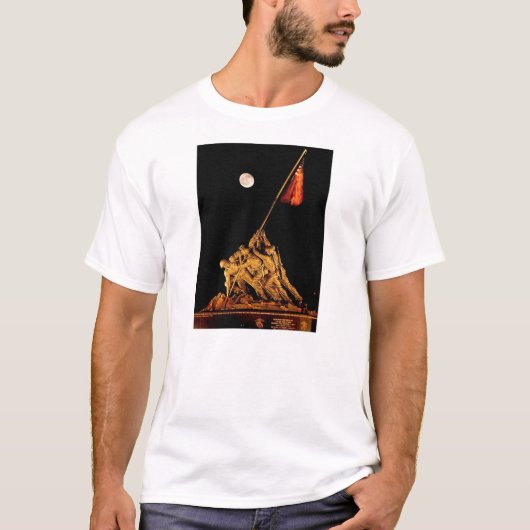 旗の上昇 Tシャツ (正面)