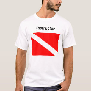 旗のTシャツの下のインストラクターのダイバー Tシャツ