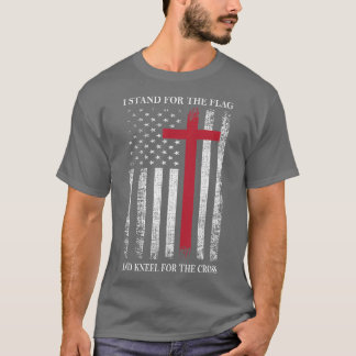旗を立てクロスシャツにひざまずく Tシャツ