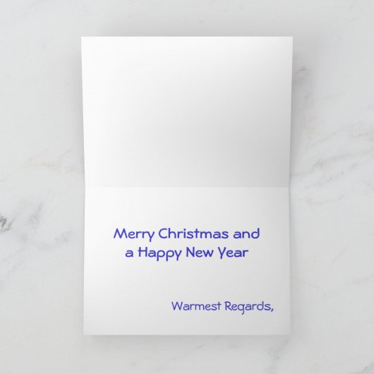 旗カードを握っているメリーなスコットランドのクリスマスの魚 シーズンカード (内部)