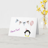 旗布の挨拶状を持つかわいいペンギン カード (黄色い花)