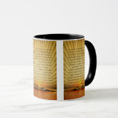 日々の保護祈りの言葉金ゴールド2トーンのマグカップ マグカップ (正面右)