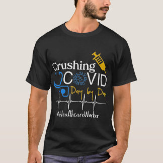 日々の医療従事者による妊娠中の人々 Tシャツ