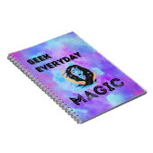 日々の魔法を求める – 水色の月女性 ノートブック (右側)