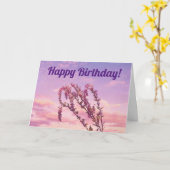 日かわいらし没の空にピンクの花を誕生日 カード (黄色い花)