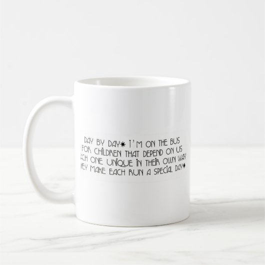 日ごとのバスのアシスタント コーヒーマグカップ (左)