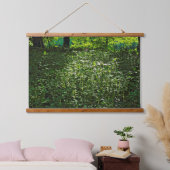 日に照らされた低成長。カーディフ・ブラックワイア・ウッズ 吊り下げ型タペストリー (寝室)