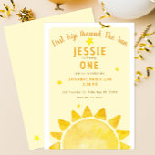 日ののまわりに1番目の誕生日招待状黄色 招待状