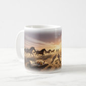 日の入りプレーリーの野生馬の思い出のマグ コーヒーマグカップ (正面左)