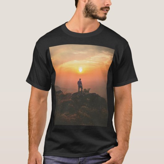 日の入り単独 Tシャツ (正面)