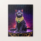 日の入り時に緑の宝石をつけた黒猫 ジグソーパズル (縦)