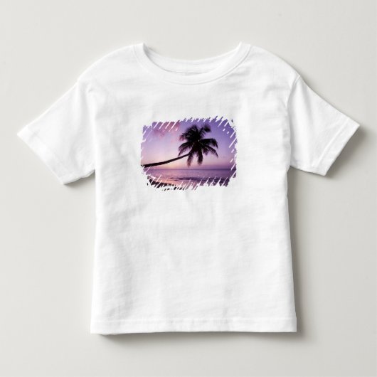 日の入り時のココナッツグローブビーチの孤独なヤシの木 2 トドラーTシャツ (正面)