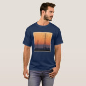 日の入り時のパワーパイロン Tシャツ (正面フル)